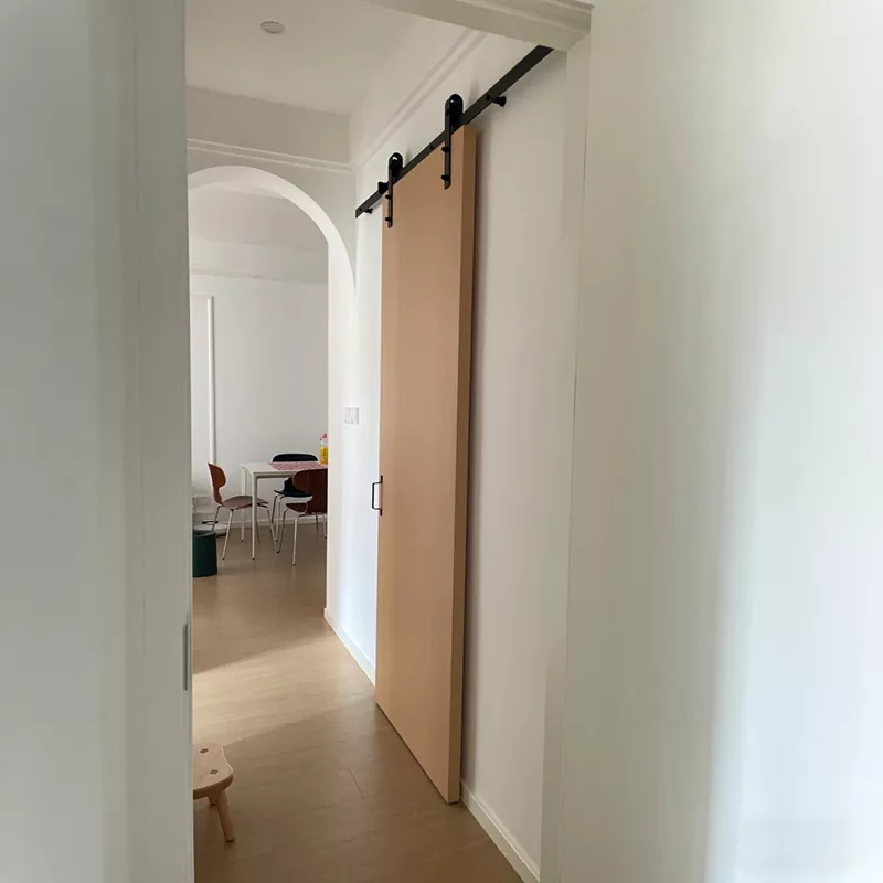 Oberschienen-Schiebetüren